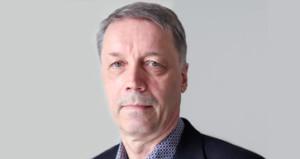 Opetusneuvos Jussi Pihkala painottaa oppilashuollon ja koulun yhteisöllisyyden tukemista.